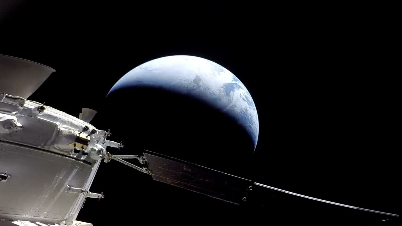 NASA&rsquo;s Artemis I Mission Successfully Returns to Earth